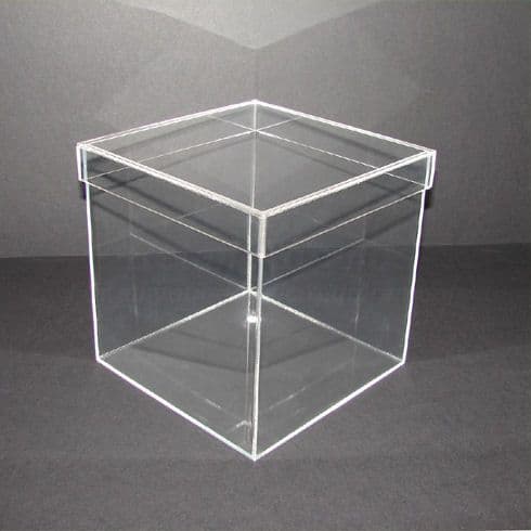 25cm - Clear Acrylic Cube with Lid