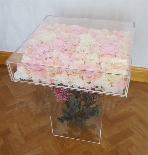 Clear Acrylic Wedding Cake Table