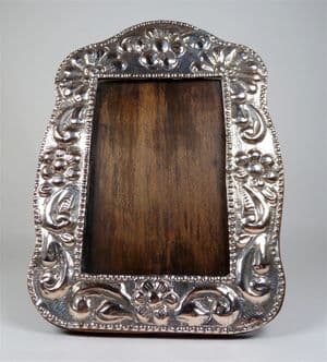 Antique Peruvian Silver Pereda Photo Picture Frame Circa 1930s Daisy Floral Easel Back