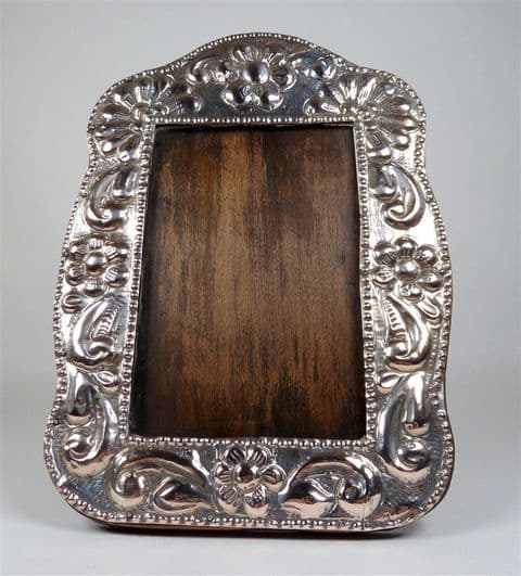 Antique Peruvian Silver Pereda Photo Picture Frame Circa 1930s Daisy Floral Easel Back