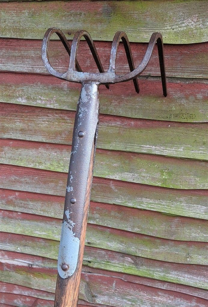 Antique Vintage Farming Tool Long Thick Handled Manure Drag Fork 4 Tine Prong Barn Heavy Work