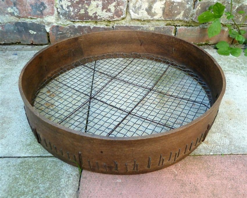 Antique Vintage Gardening Tool Steam Bent Wood Metal Mesh Soil Sieve Riddle 1930s 18