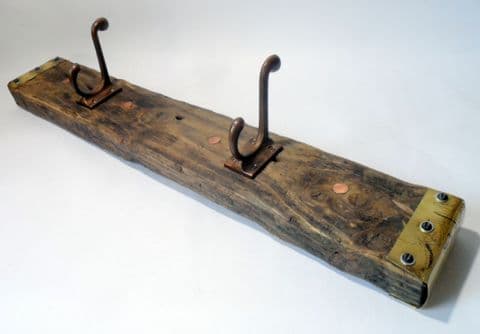 Antique Vintage Home Shop Solid Wood Rustic Driftwood Coat Rack Hanger Brass Hooks Ends