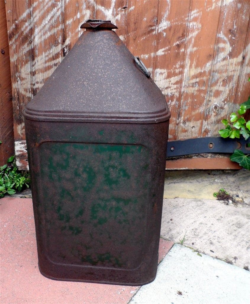 HTF Vintage Pyramid 5 Gallon Oil Can Tin Robinson & Co Hull FR M/C Circa 1930s Shed Garage