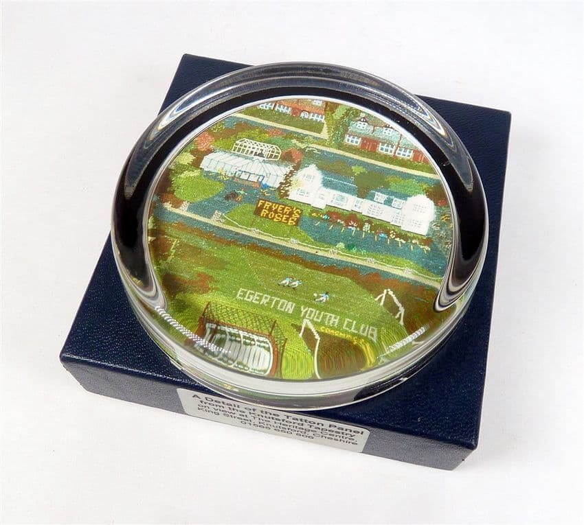 Post Vintage 2000 Tatton Panel Knutsford Millennium Tapestry Cheshire Glass Paperweight Boxed