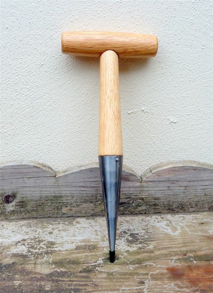 Post Vintage Garden Gardening Tool Dibber Metric Depth Measurement Bulb Seed Planting Digging