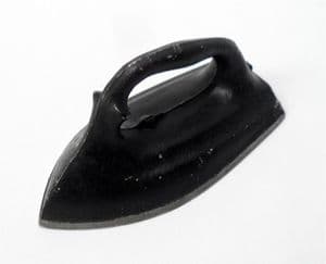 Unusual Small Vintage Childs Child's Aluminium Cast Black Flat Iron 1950s Desk Paperweight Cute