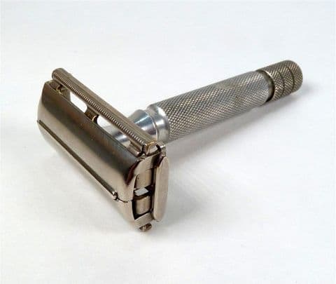 Vintage 1953-54 Gillette TTO Rocket HD Patent Pending Safety Razor Made in England