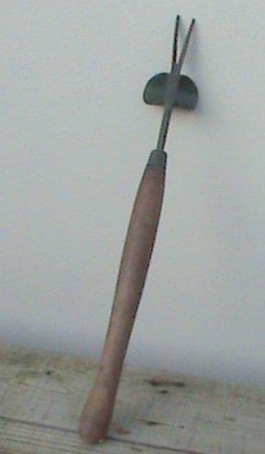 Vintage Antique Garden Tool Weeder Daisy Grubber Circa 1930s