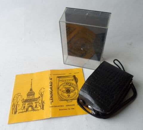 Vintage Camera Equipment Lenigrad 4 Photoelectric Exposure Light Meter Cased Boxed Instructions