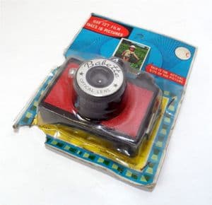 Vintage Camera Red Babette Optical Lens No. 6506 Made in Hong Kong 127 Film Carded Circa 1960s