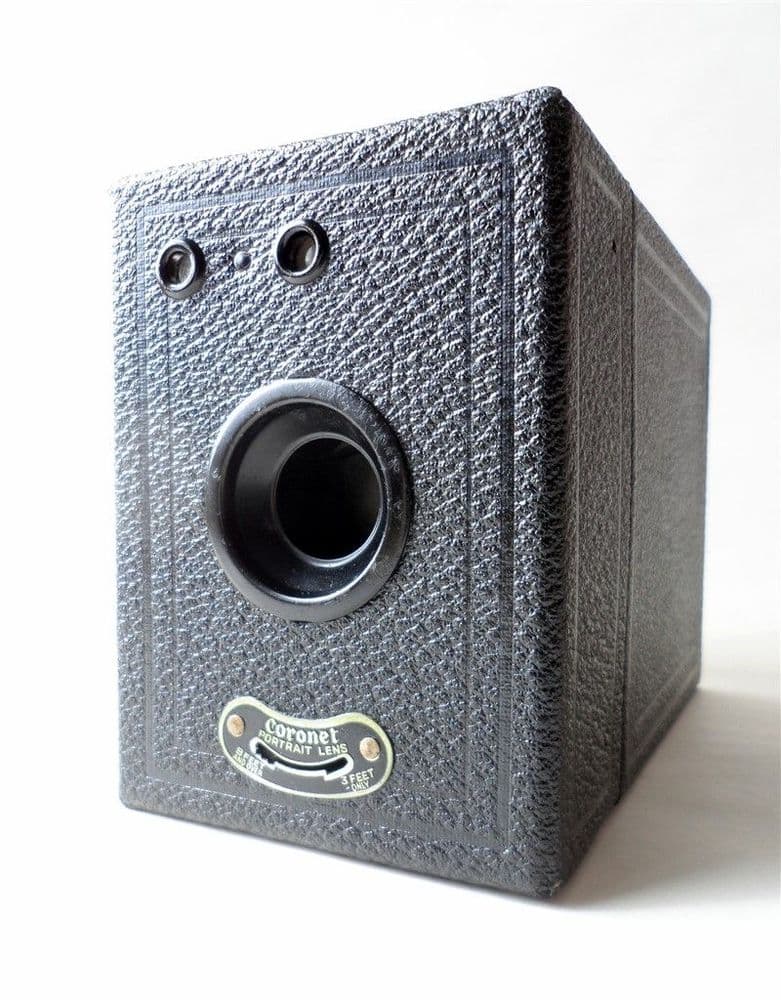 Vintage Coronet Portrait 120 Roll Film Box Camera in Original Case