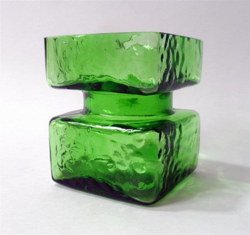 Vintage Finnish Art Glass Green Pala Vase by Helena Tynell for Riihimaki Riihimaen 1960s 1970s
