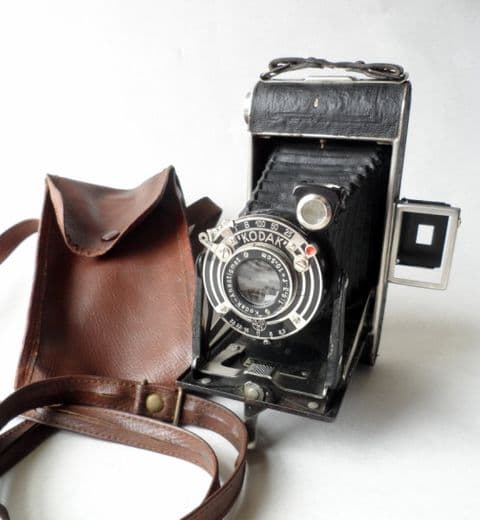 Vintage Folding Camera Kodak Junior 620 A G Stuttgart Germany German Made Circa 1930s Art Deco Self Timer Re-spool 120 Roll Film