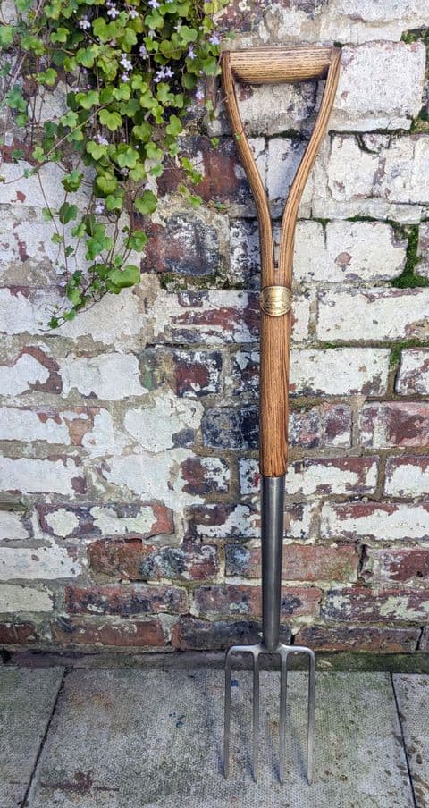 Vintage Gardening Traditional Joseph Bentley Stainless Steel & Ash Shaft Garden Fork 39.75"