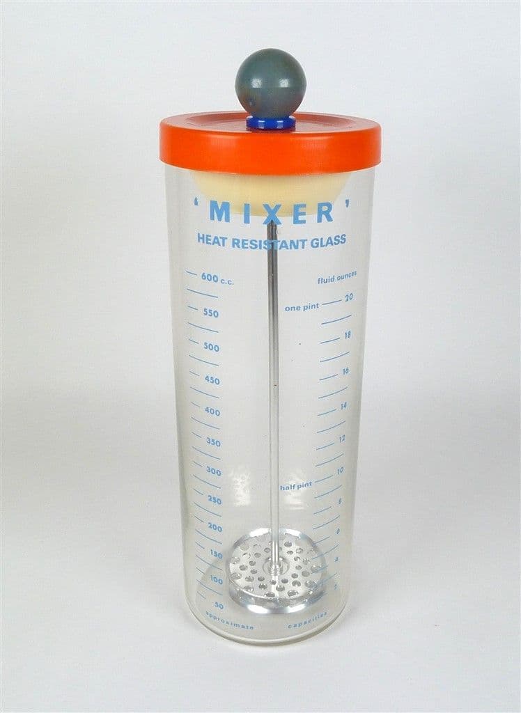 Vintage Kitchen Pyrex Glass Drink Mixer Measure 1960s Measuring Jug England 1PT Frother Plunger