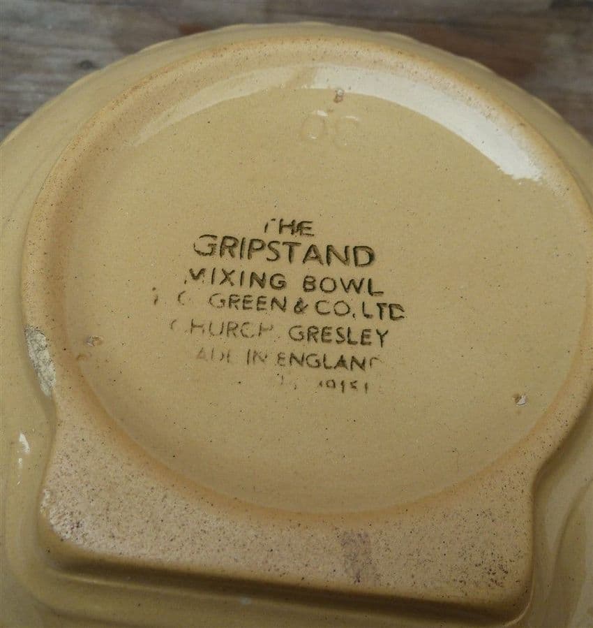 Vintage Kitchen T G Green Church Gresley England Patterned Mixing Bowl