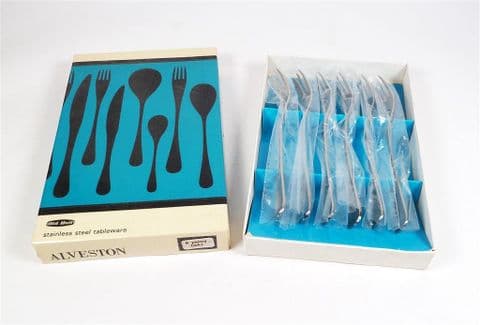 Vintage Kitchen Tableware Cutlery Six Boxed Old Hall Alveston 6 Pastry Forks Robert Welch Cake
