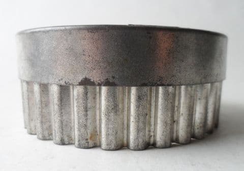 Vintage Kitchen Utensil Tool Round Tin Pastry Cutter Circa 1930s Biscuit Cookie