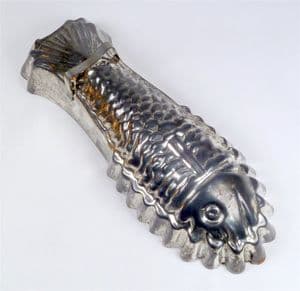 Vintage Kitchen West German Tin 10.75" Jelly Cake Pudding Mould Mold with Fish Design Stand