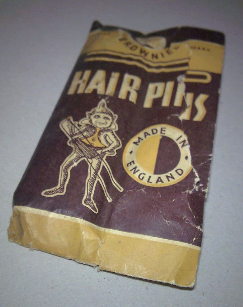 Vintage Ladies Fashion Brownies Made in England Hair Pins Unused in Original Packet Circa 1930s