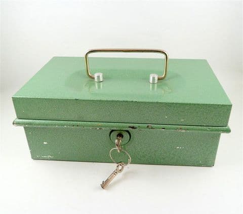 Vintage Metal Green Cash Money Strong Box Working Lock Red Coin Tray & 2 Keys 1970s Safe Storage