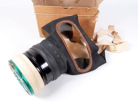 Vintage Military Boxed 1937 WW2 British Civilian Medium Adults Gas Mask Respirator AB Ltd