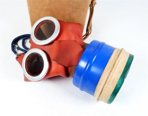 Vintage Military Boxed 1938 WW2 British Civilian Small Childs Gas Mask Respirator Mickey Mouse Avon