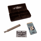 Vintage Shaving Boxed Gillette 3 Piece Tech Safety Razor Made in England 1940s Standard DE Blades
