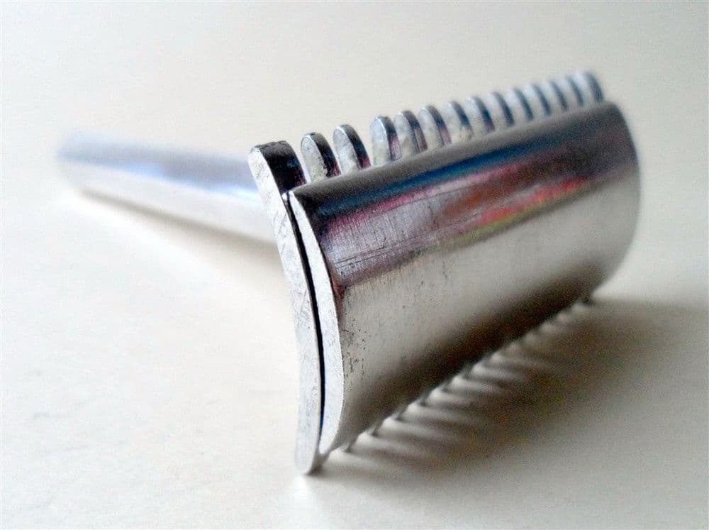 Vintage Shaving W J Myatt 3 Piece Chrome Open Comb Military Safety ...