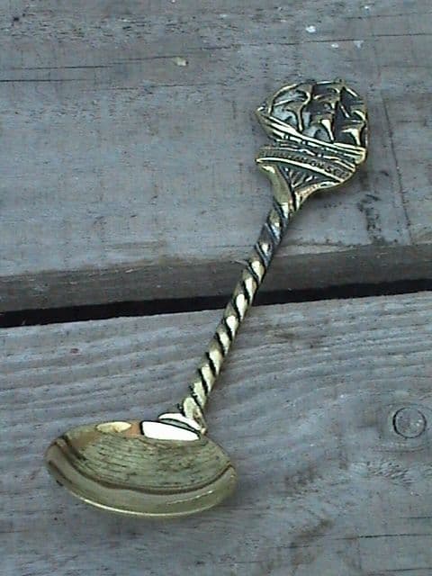 Vintage Souvenir Solid Brass Elpec Caddy Spoon Burnham On Sea Somerset Galleon Ship Circa 1920s