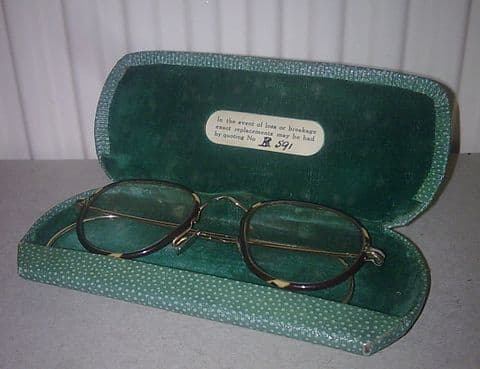 Vintage Spectacles OTE Patent Glasses Faux Tortoiseshell 10-10K Rolled Gold Rims 1940s Shagreen Case