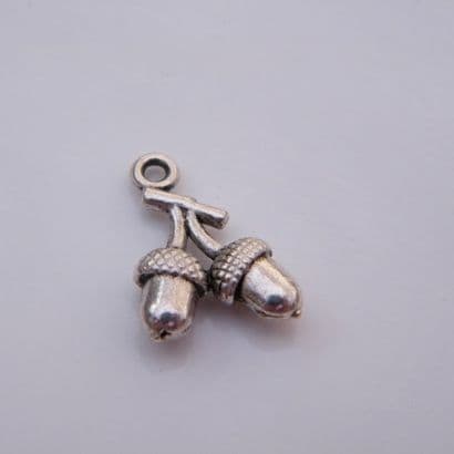 Acorns Personalised Wine Glass Charm - Full Sparkle Style