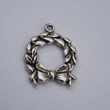 Christmas Wreath Wine Glass Charms