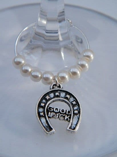 Good Luck Horseshoe Wine Glass Charm - Beaded Style