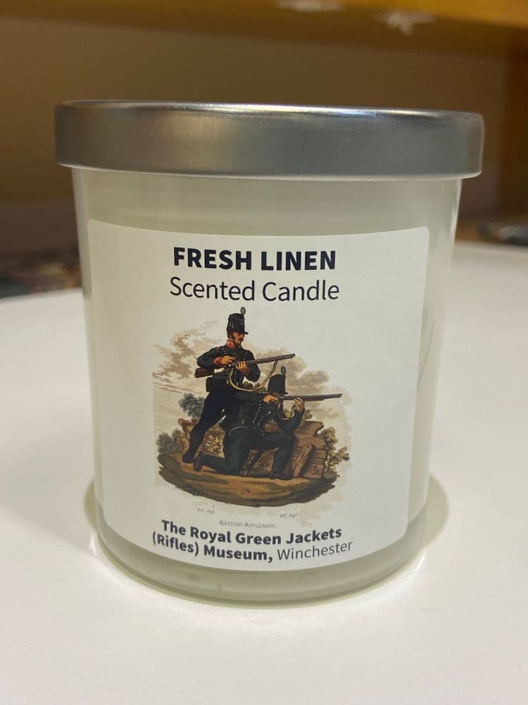 Fresh Linen Scented Candle