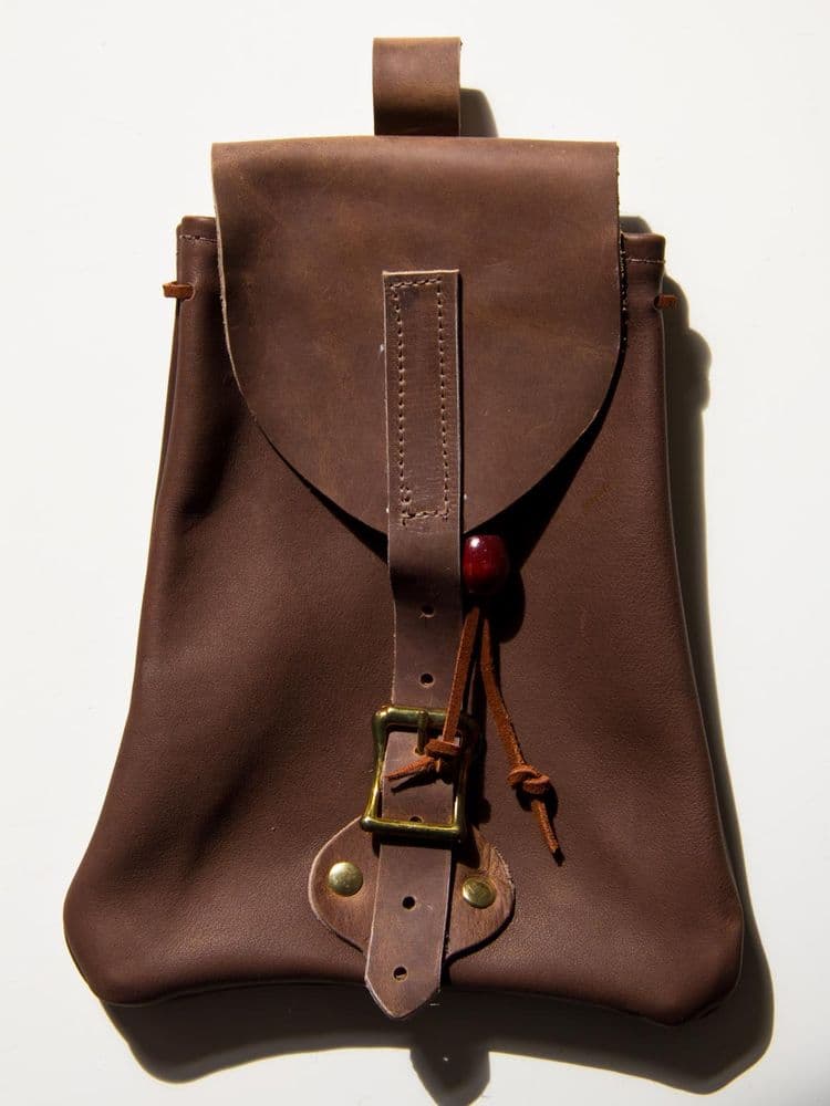 BROWN LEATHER POUCH