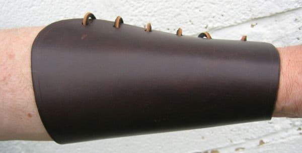 LEATHER LACEUP BRACER dark brown