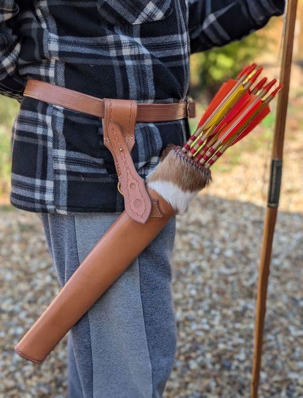 Tube style Leather Quiver Right hand fur top