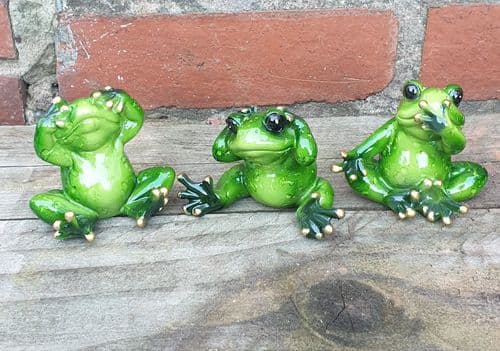 3 decorative Hear/Speak/See No Evil frogs