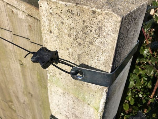 External Corner Wire Anchors 3 Pack