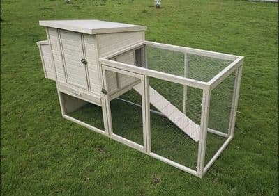 Sonoma Plastic Chicken Coop And Run