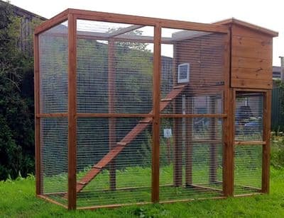 Wooden Cat Kennel and Run