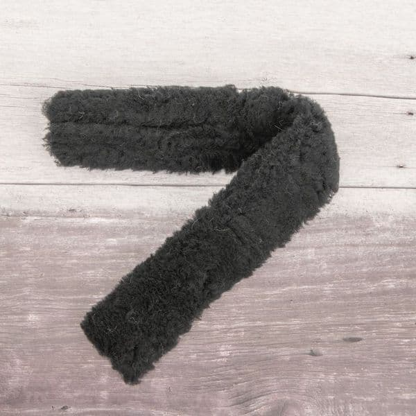 Sheepskin Breastplate Cover in Black