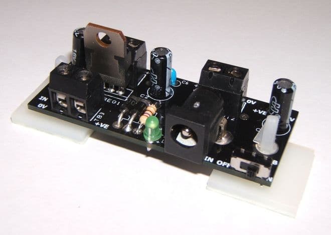Dual Output Breadboard PSU with 7805 Self Build Kit