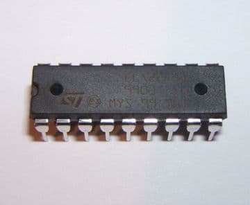 ULN2803 Transistor Array 8 x NPN 18 pin DIP Pack of 1