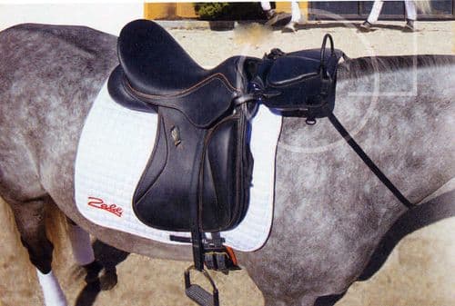 Child's saddle pad - saddle adaptor