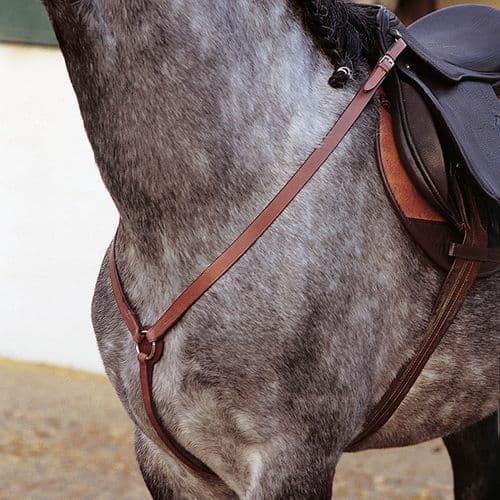 Leather breastplate with 'English' style buckles