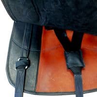 Treeless Espanola type saddle