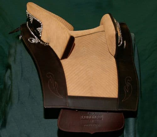 WHAT IS BAROQUE TACK?